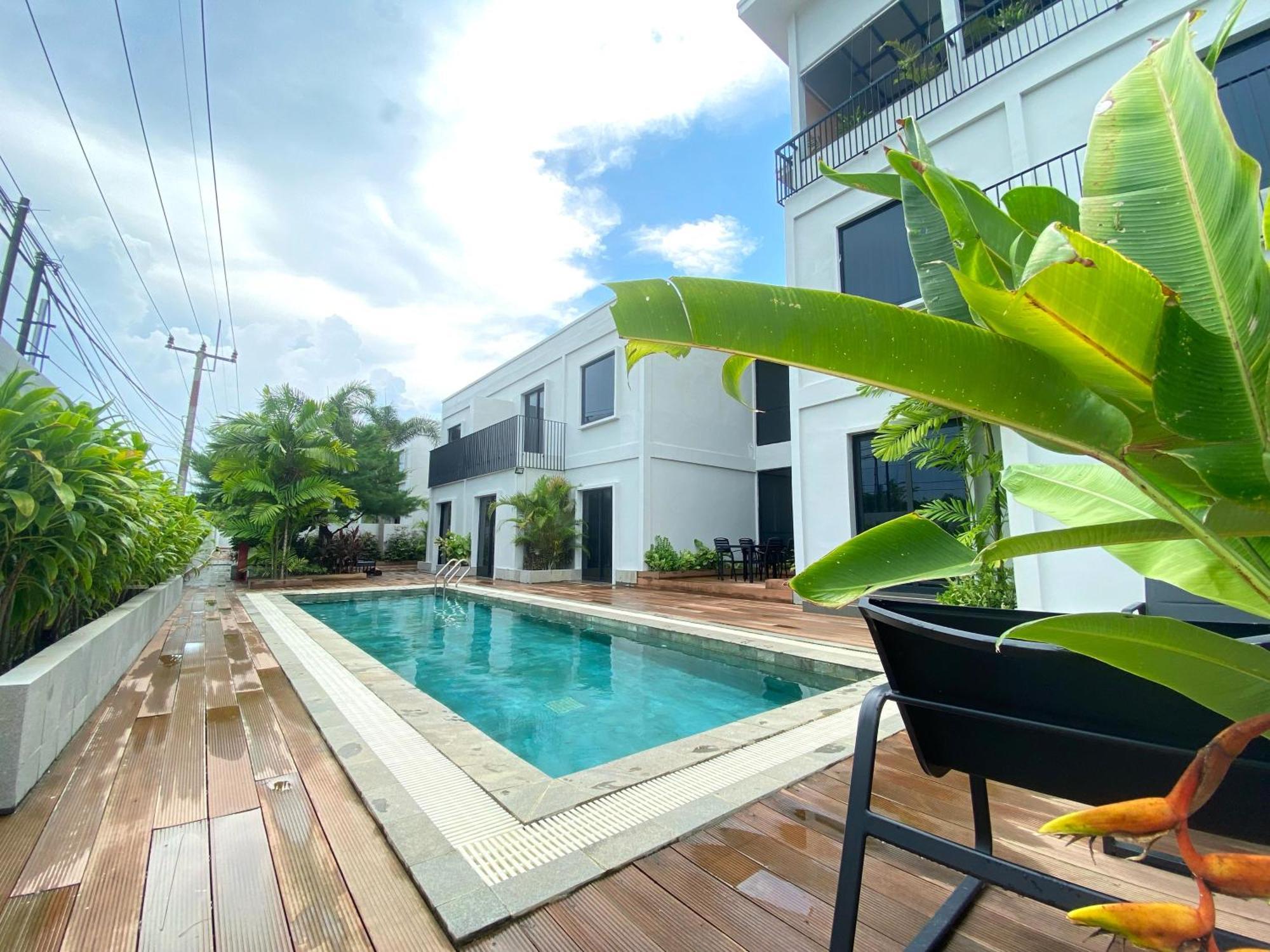 Onyx Hotel & Villa Tanjunguban Eksteriør billede